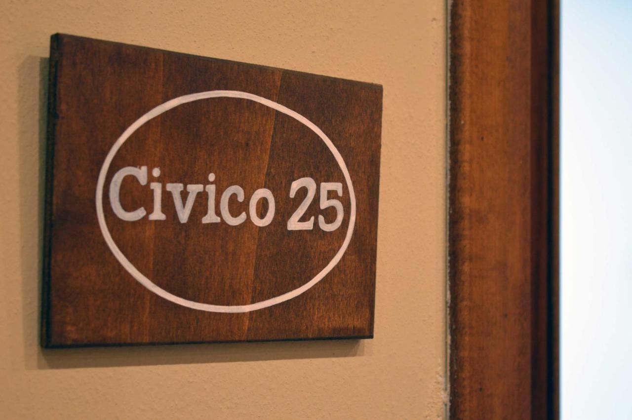 Le Case Di Sonia Del Corso Civ 25 Fucecchio Exteriör bild